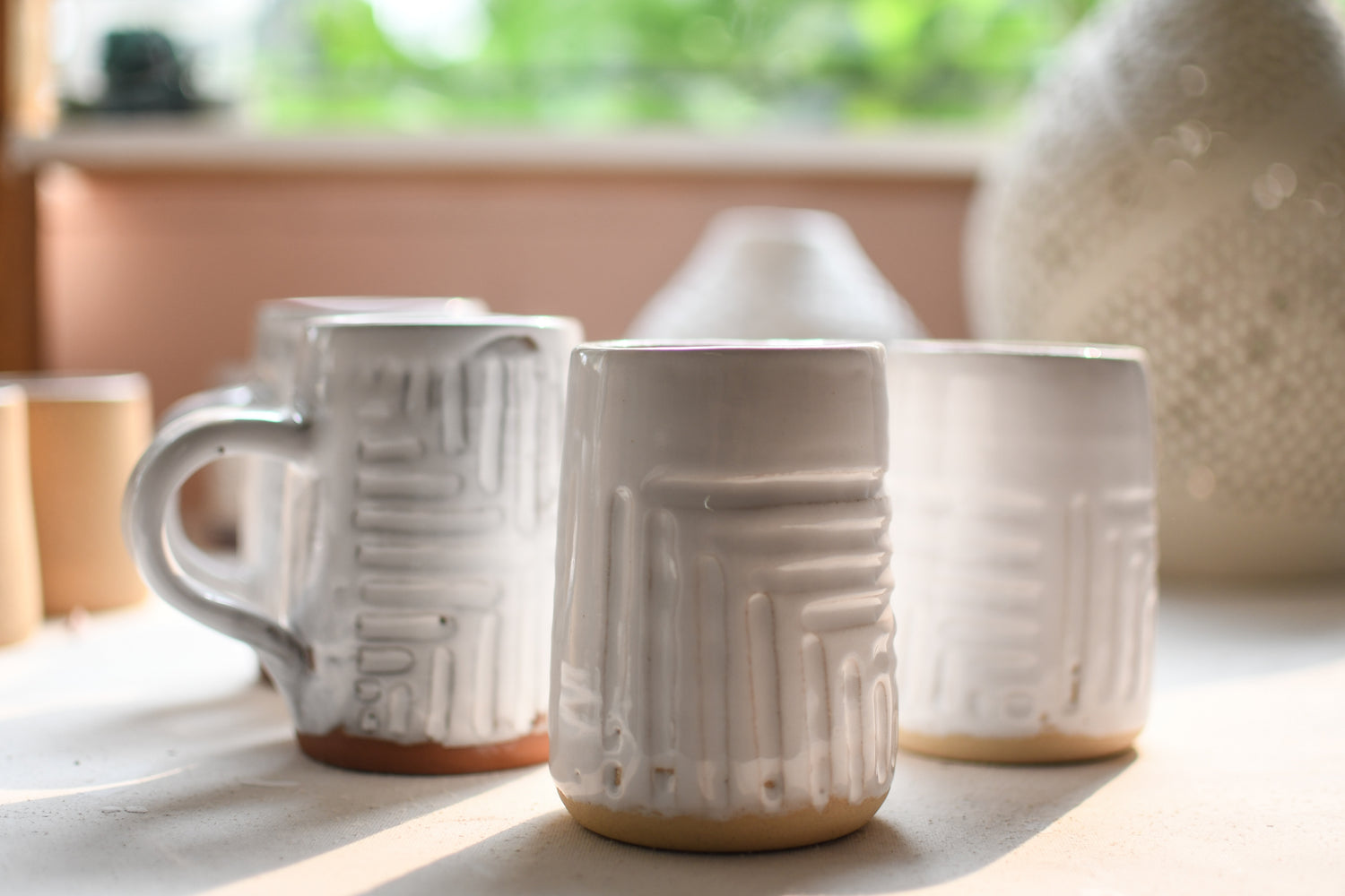 coffee & tea mugs/vessels