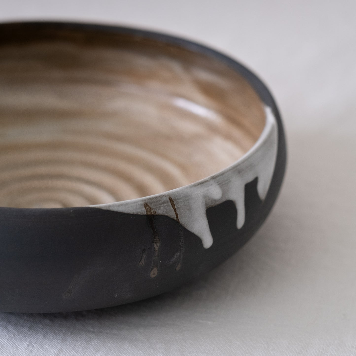 Black Rock Serving Bowl -golden interior